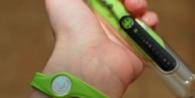 Акупунктурный браслет: принцип действия, показания, преимущества перед таблетками от укачивания Как одеть браслет от укачивания